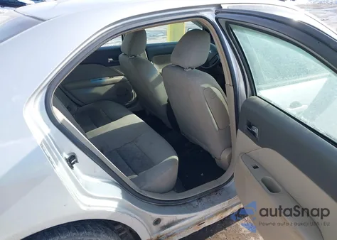 2010 Ford Fusion S z USA, uszkodzony, nr VIN 3FAHP0GA9AR190823